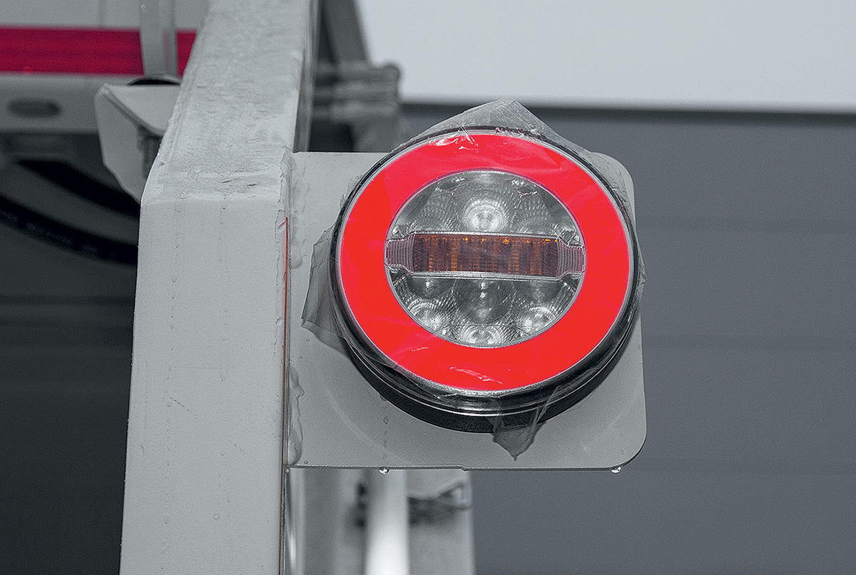 Турецкое с японским, или как в России мусоровоз на шасси Isuzu сделали