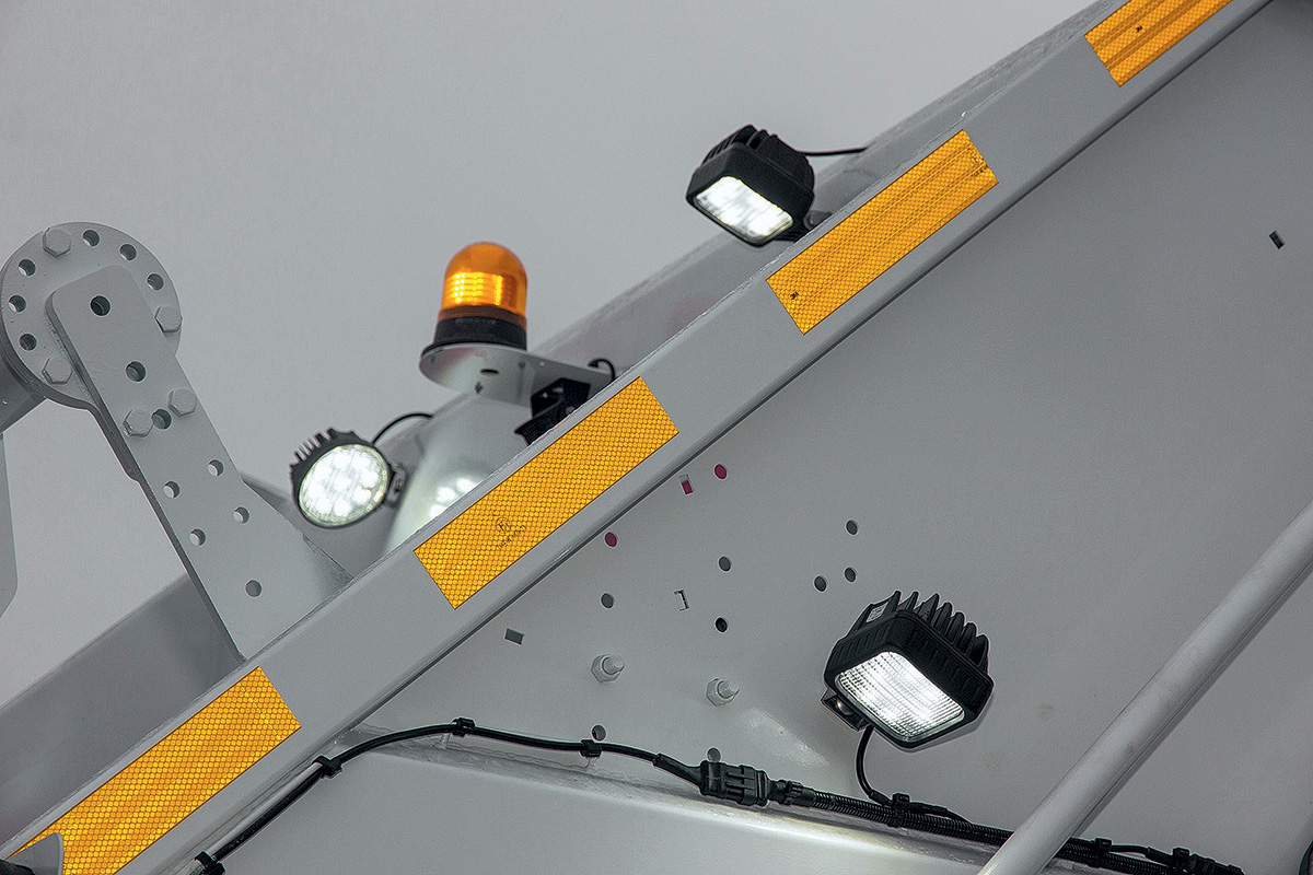 Турецкое с японским, или как в России мусоровоз на шасси Isuzu сделали