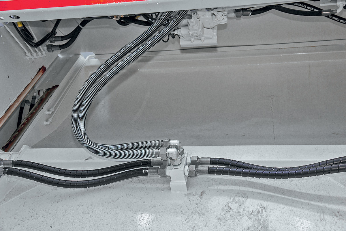 Турецкое с японским, или как в России мусоровоз на шасси Isuzu сделали